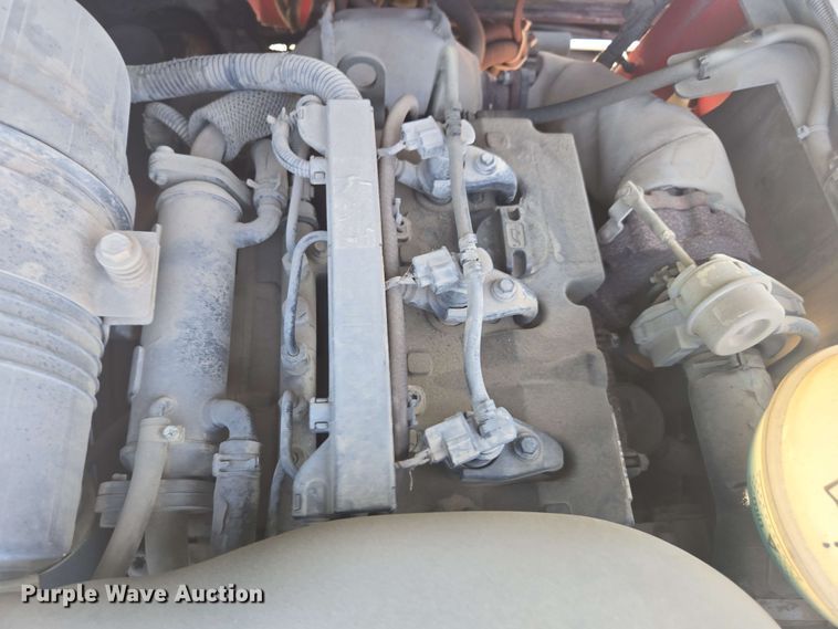 image for item DU7768 2015 Moffett M8 55.3 forklift