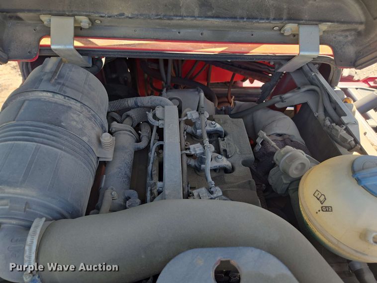 image for item DU7768 2015 Moffett M8 55.3 forklift