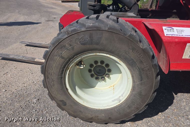 image for item DU7768 2015 Moffett M8 55.3 forklift