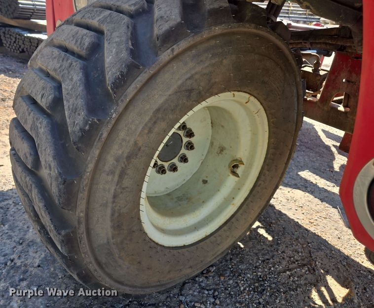 image for item DU7768 2015 Moffett M8 55.3 forklift