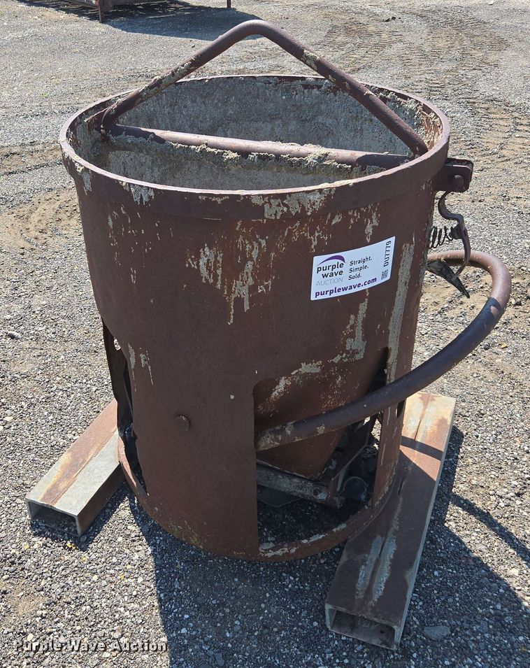 image for item DU7779 Concrete bucket