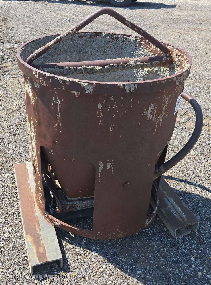 image for item DU7779 Concrete bucket
