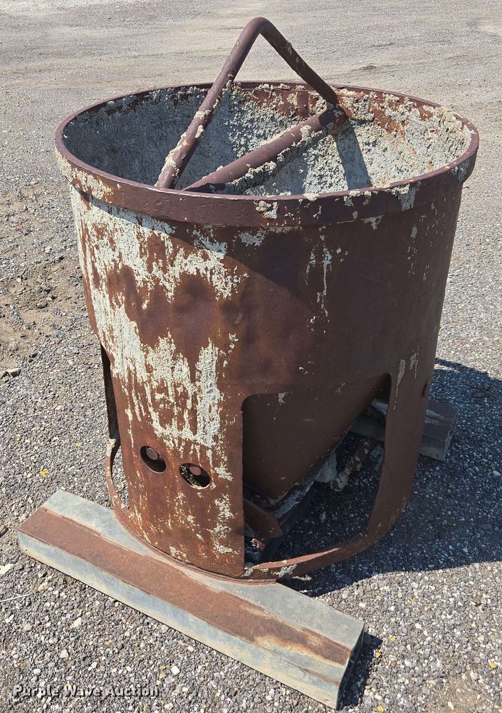 image for item DU7779 Concrete bucket