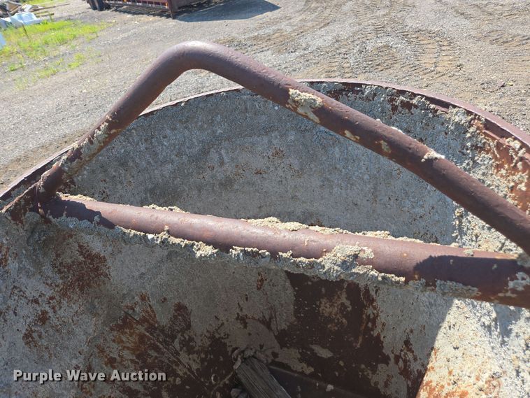 image for item DU7779 Concrete bucket