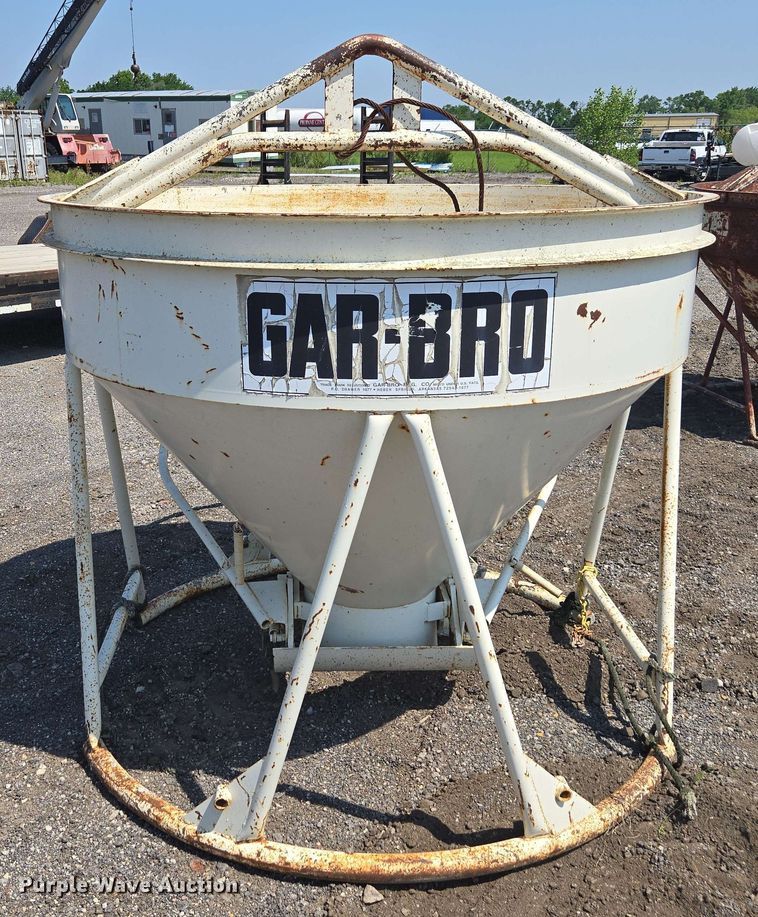 image for item DU7780 Gar-bro concrete bucket