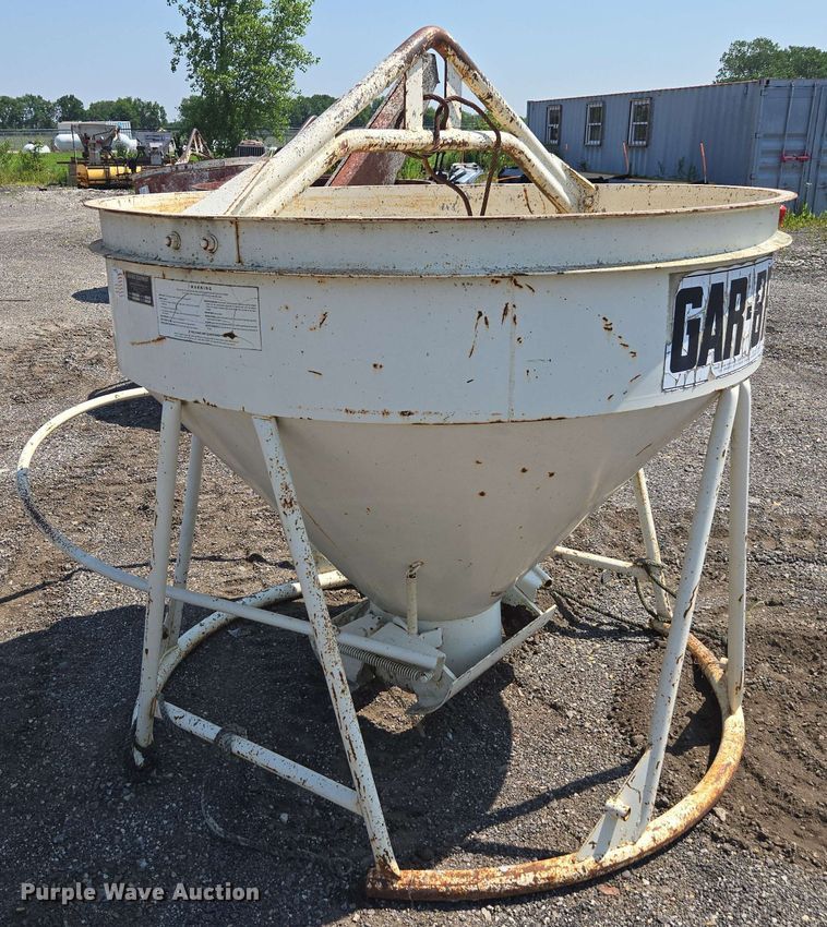 image for item DU7780 Gar-bro concrete bucket