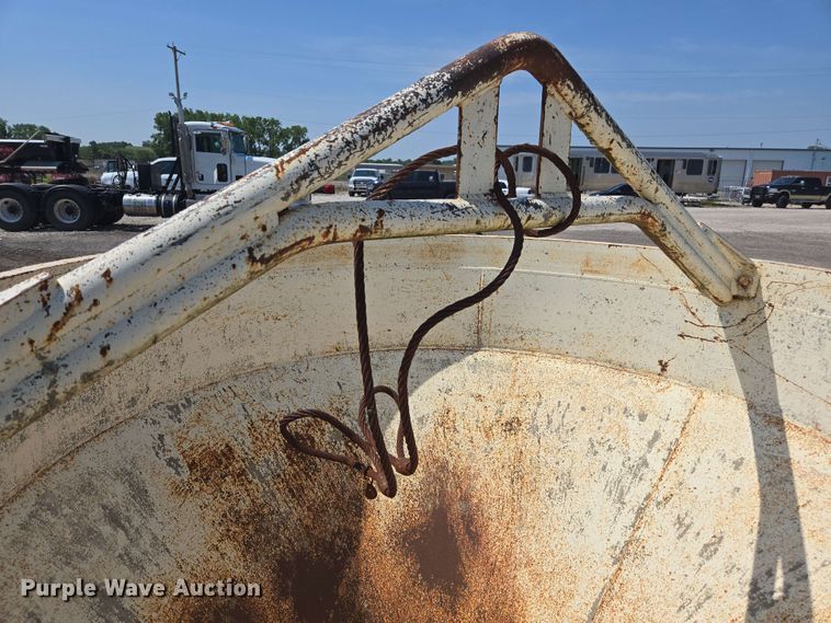 image for item DU7780 Gar-bro concrete bucket