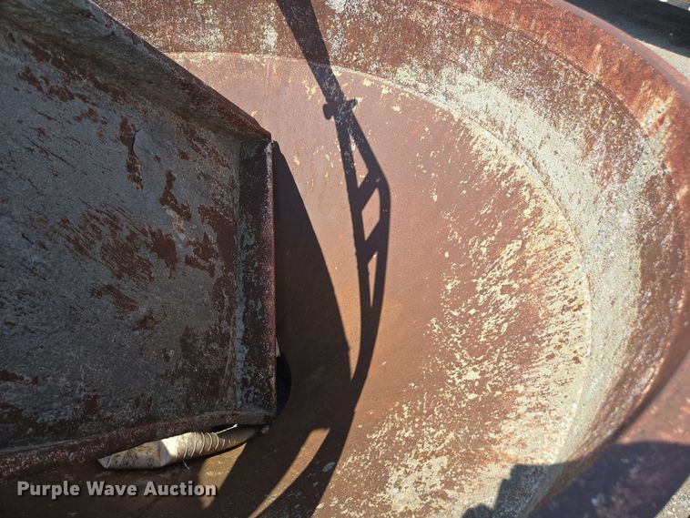 image for item DU7780 Gar-bro concrete bucket