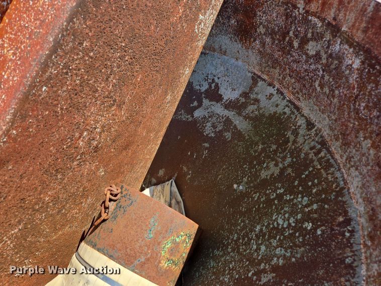 image for item DU7781 Gar-bro concrete bucket