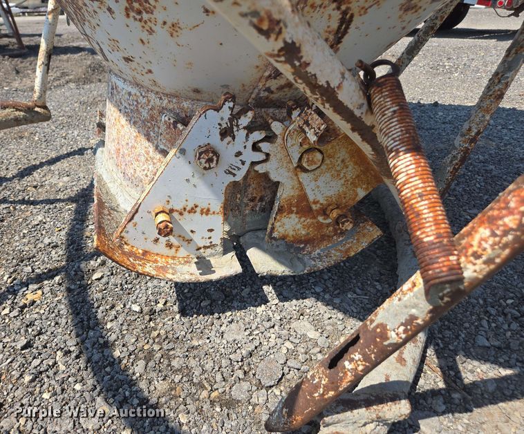 image for item DU7782 Gar-Bro concrete bucket