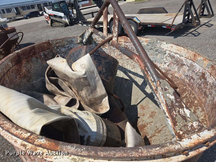 image for item DU7782 Gar-Bro concrete bucket