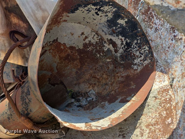 image for item DU7782 Gar-Bro concrete bucket