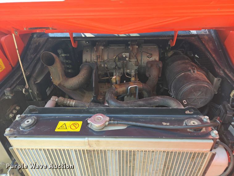 image for item DU7784 2019 Kubota SVL75-2 tracked skid steer loader