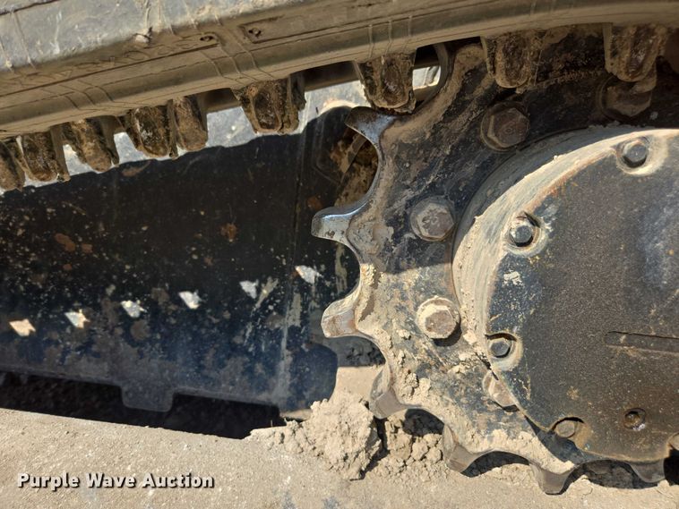 image for item DU7784 2019 Kubota SVL75-2 tracked skid steer loader