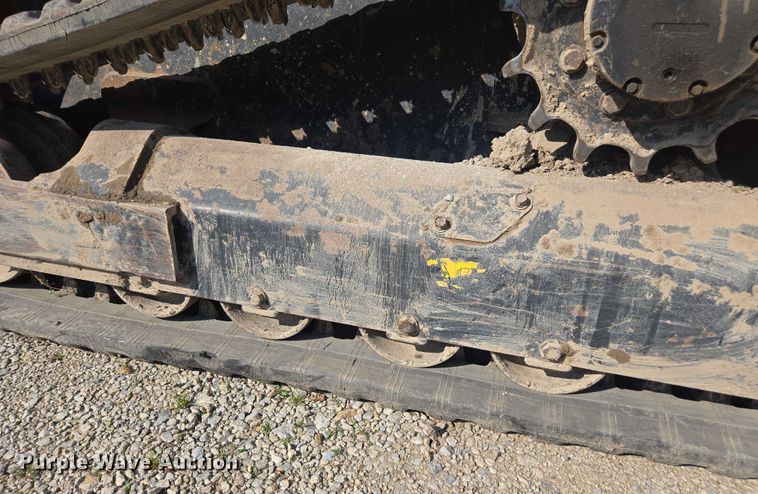 image for item DU7784 2019 Kubota SVL75-2 tracked skid steer loader