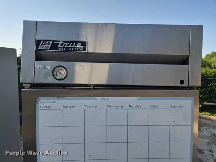 image for item DU7785 (3) refrigerators