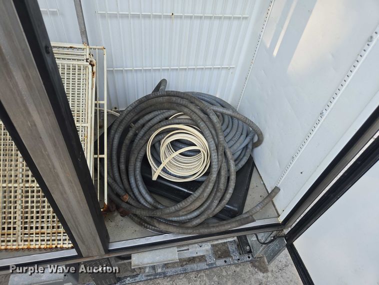 image for item DU7785 (3) refrigerators