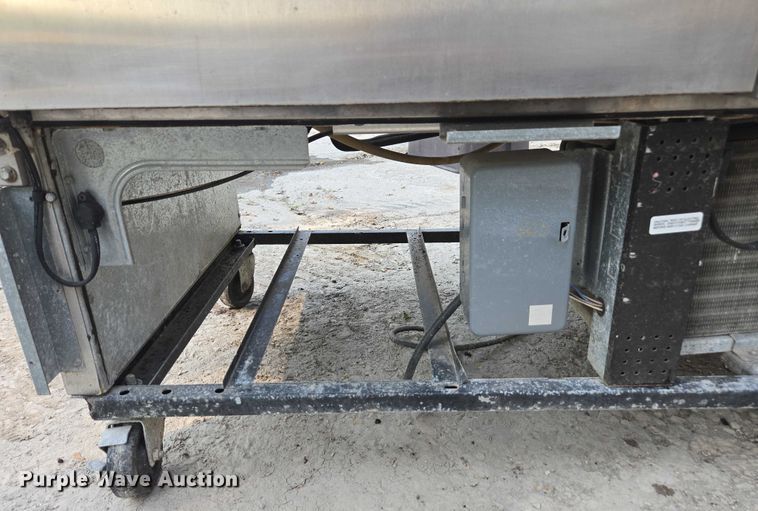 image for item DU7785 (3) refrigerators