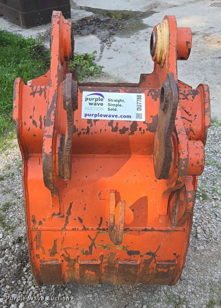 image for item DU7788 Excavator bucket