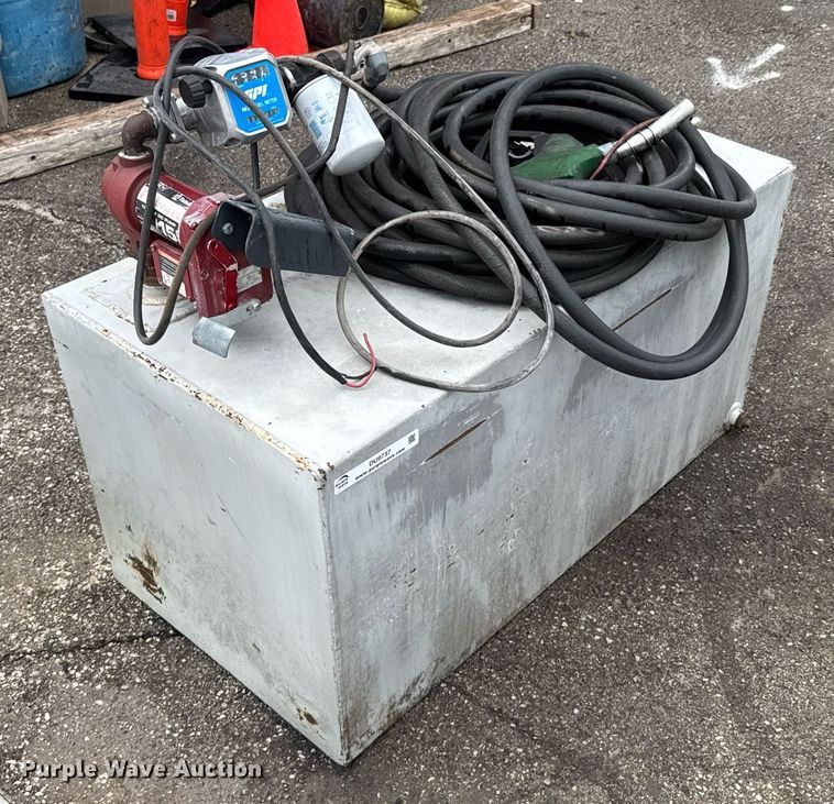 image for item DU9737 Fuel tank