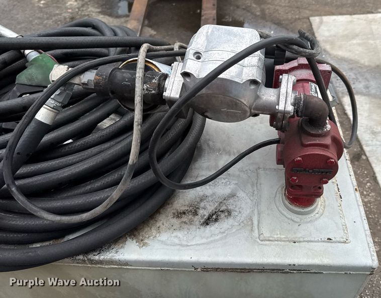 image for item DU9737 Fuel tank