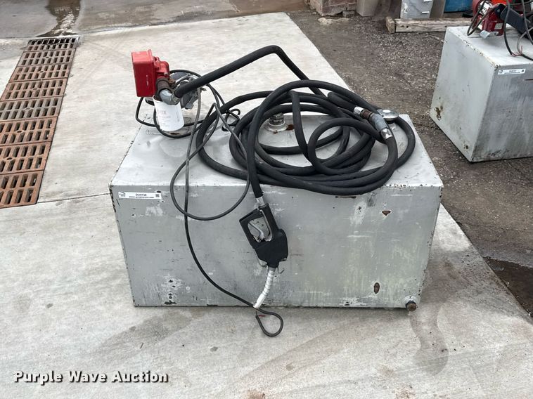 image for item DU9738 Fuel tank