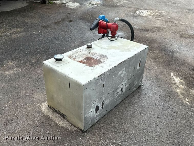 image for item DU9745 Fuel tank