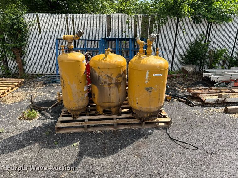 image for item DU9749 Fuel and lube