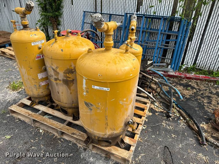 image for item DU9749 Fuel and lube