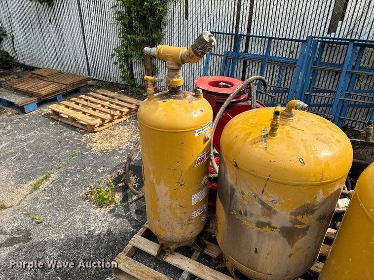 image for item DU9749 Fuel and lube