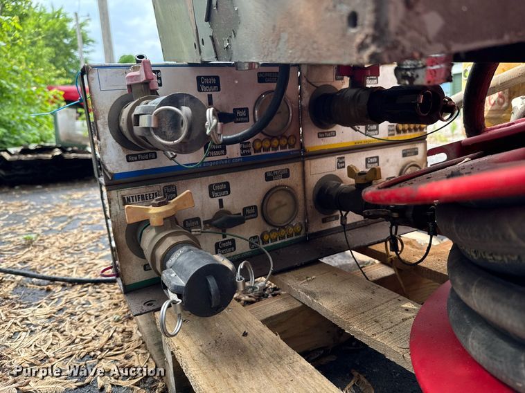 image for item DU9749 Fuel and lube