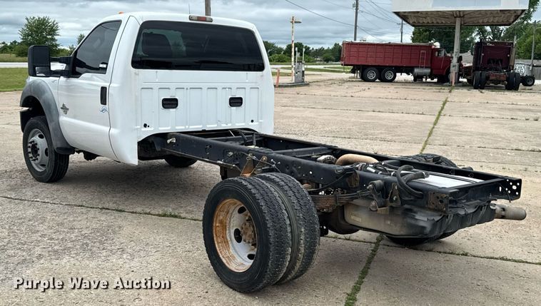 image for item DU9760 2012 Ford F550 Super Duty truck cab and chassis