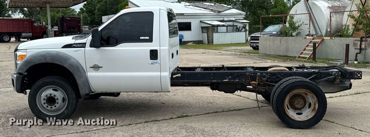 image for item DU9760 2012 Ford F550 Super Duty truck cab and chassis