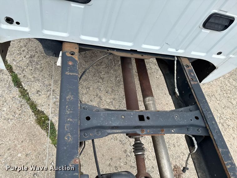 image for item DU9760 2012 Ford F550 Super Duty truck cab and chassis