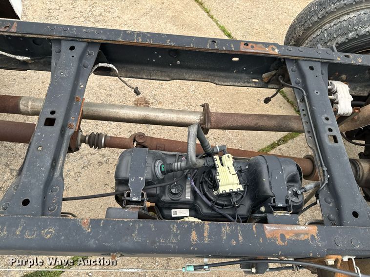 image for item DU9760 2012 Ford F550 Super Duty truck cab and chassis