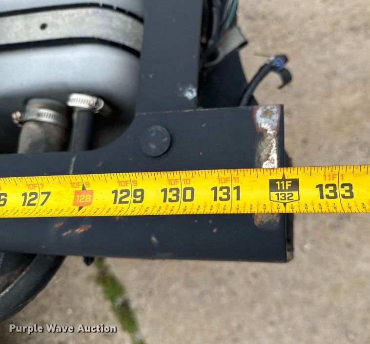 image for item DU9760 2012 Ford F550 Super Duty truck cab and chassis