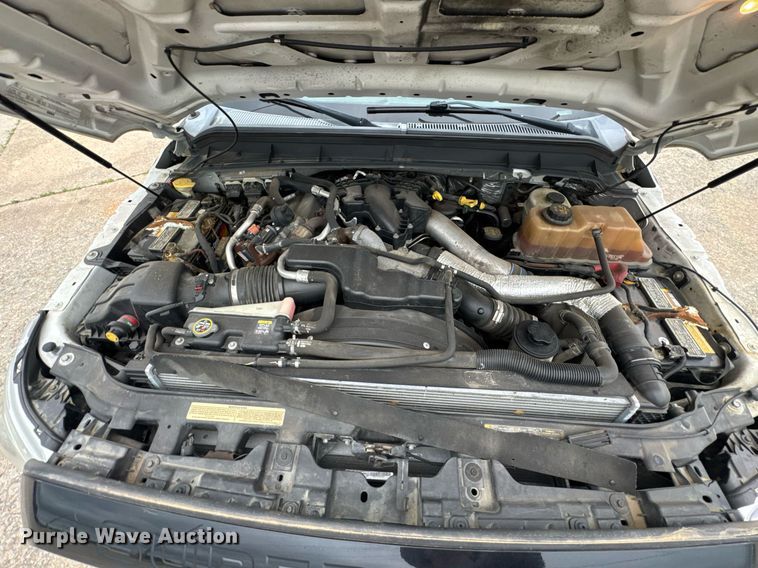 image for item DU9760 2012 Ford F550 Super Duty truck cab and chassis