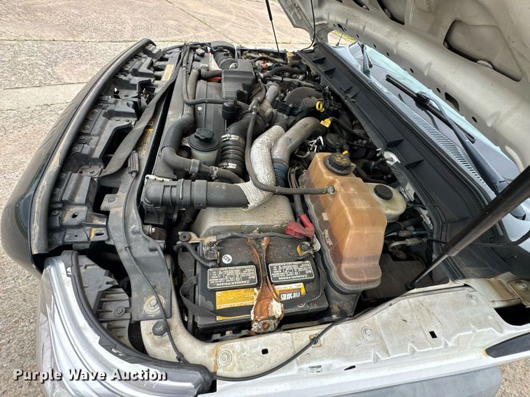 image for item DU9760 2012 Ford F550 Super Duty truck cab and chassis