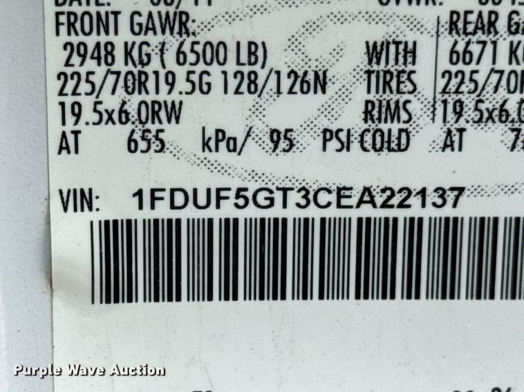 image for item DU9760 2012 Ford F550 Super Duty truck cab and chassis