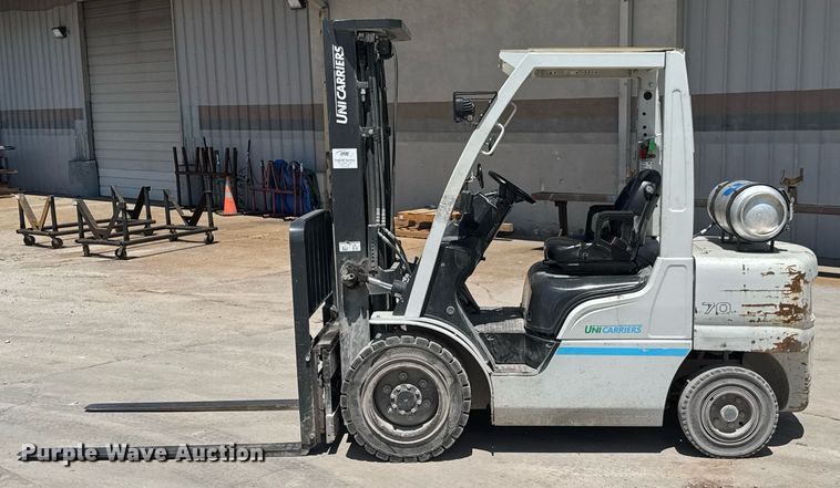 image for item DU9789 2016 UniCarriers PF70 forklift