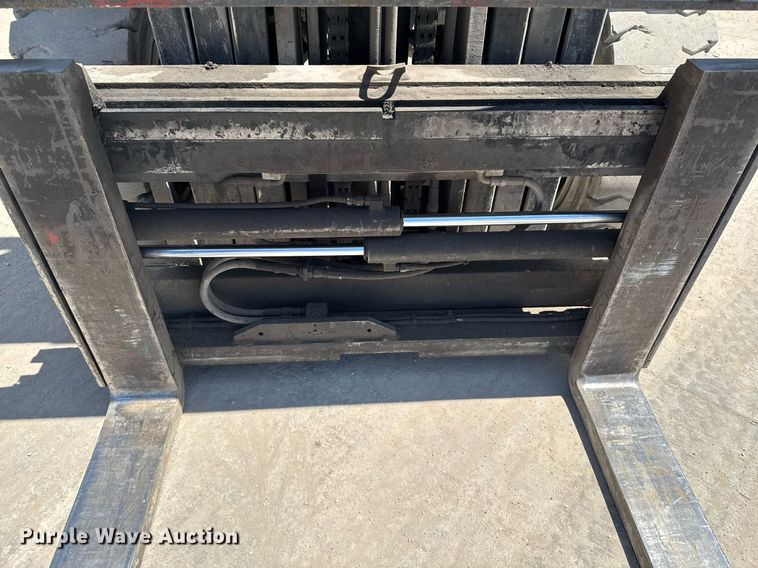 image for item DU9789 2016 UniCarriers PF70 forklift