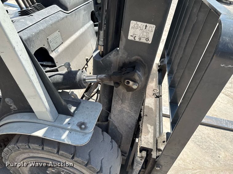 image for item DU9789 2016 UniCarriers PF70 forklift