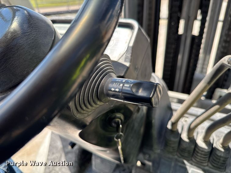 image for item DU9789 2016 UniCarriers PF70 forklift