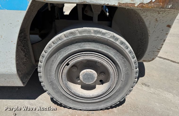 image for item DU9789 2016 UniCarriers PF70 forklift