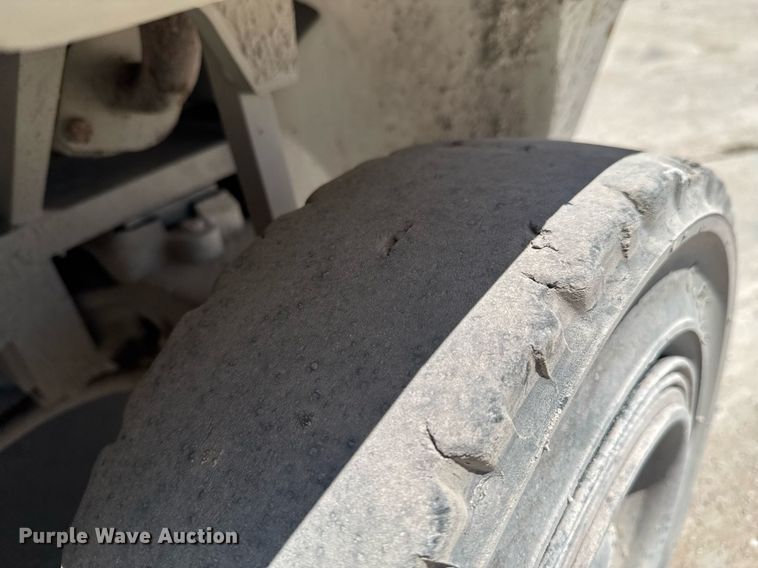 image for item DU9789 2016 UniCarriers PF70 forklift