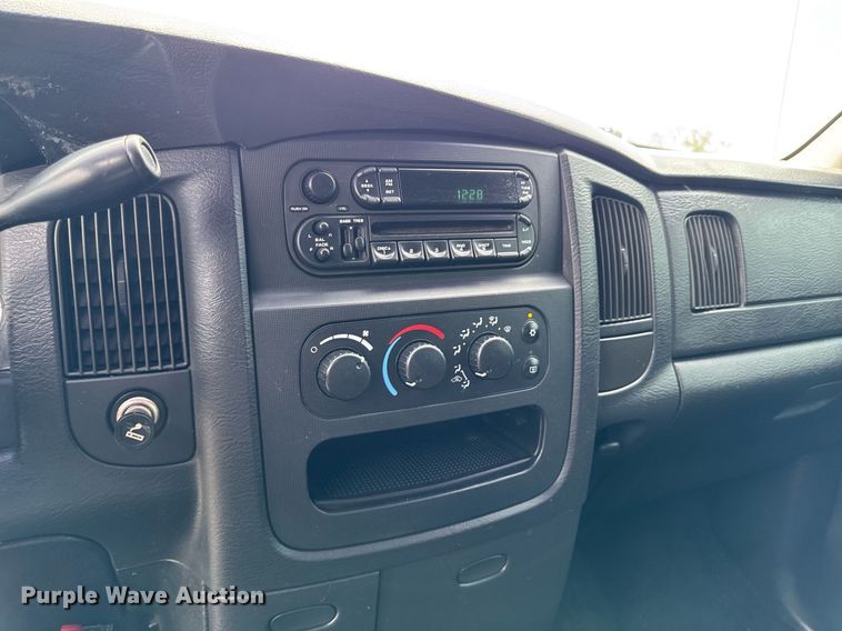 image for item DV2744 2003 Dodge Ram 2500 SLT Quad Cab pickup truck