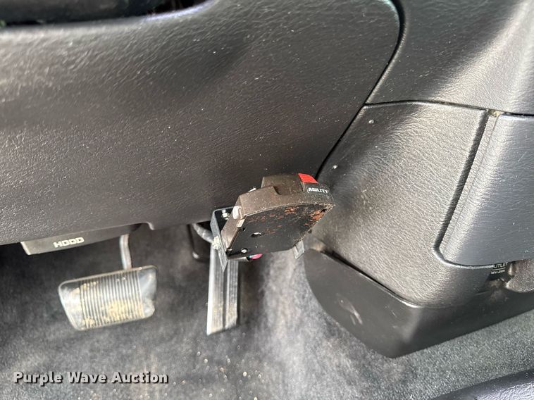 image for item DV2744 2003 Dodge Ram 2500 SLT Quad Cab pickup truck