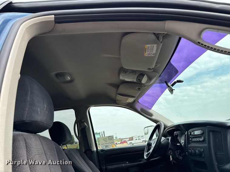 image for item DV2744 2003 Dodge Ram 2500 SLT Quad Cab pickup truck