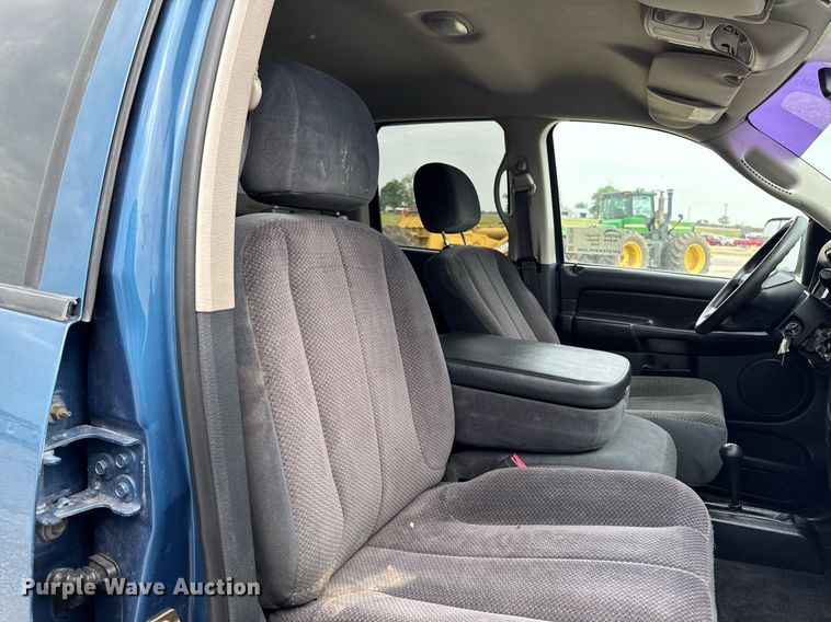 image for item DV2744 2003 Dodge Ram 2500 SLT Quad Cab pickup truck