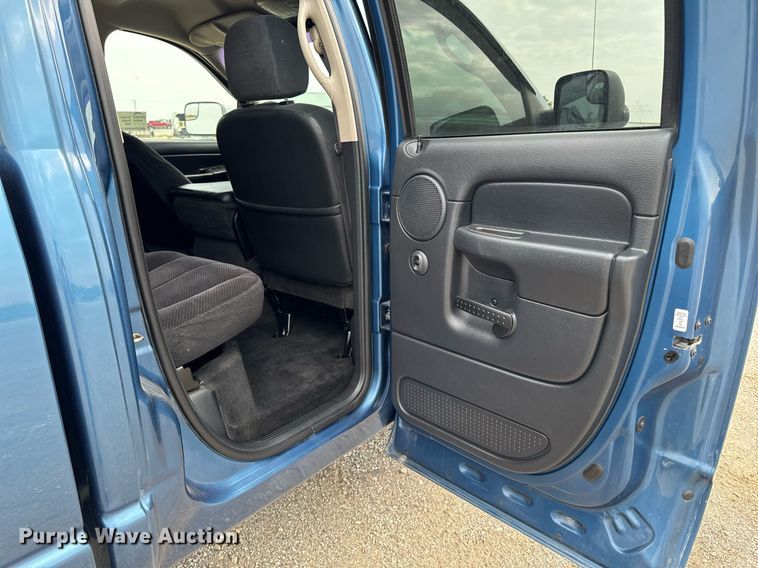 image for item DV2744 2003 Dodge Ram 2500 SLT Quad Cab pickup truck